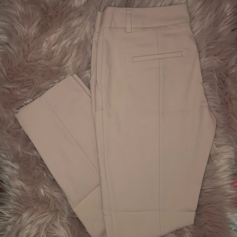 Express Pink Columnist